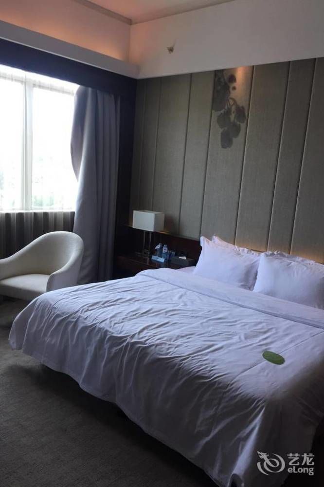 Fortune Century Hotel Zhuhai Exteriör bild